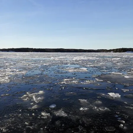 빌라 Strandbo Forby